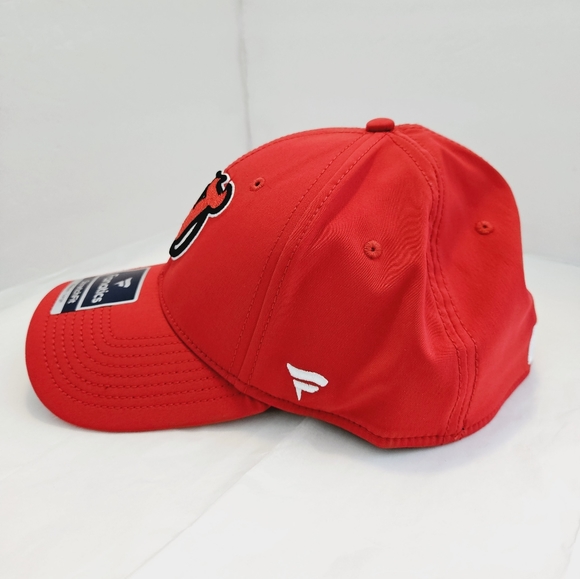 Fanatics StretchFit New Jersey Size M/L Red Devils Core Primary Logo Flex Cap - Picture 5 of 16